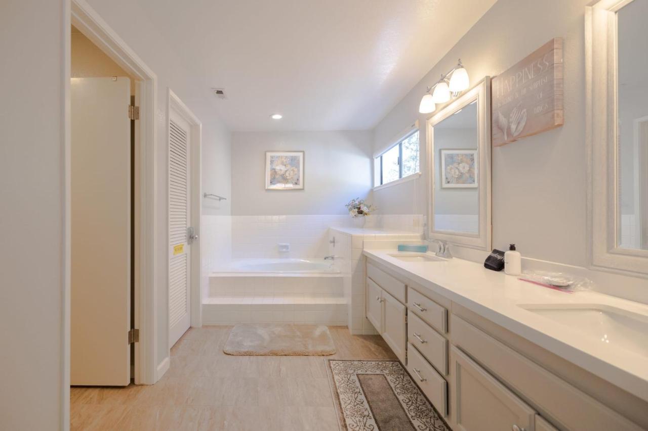 @ Marbella Lane - 4Br Cozy Home In Sj Pool ซานโฮเซ ภายนอก รูปภาพ