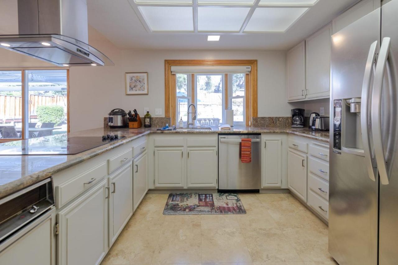 @ Marbella Lane - 4Br Cozy Home In Sj Pool ซานโฮเซ ภายนอก รูปภาพ